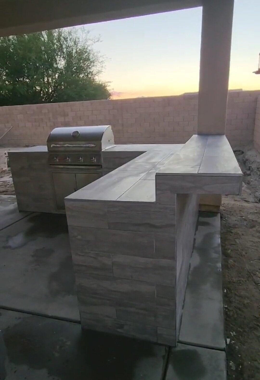 Outdoor Kitchen